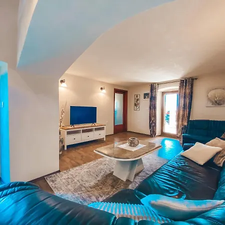 Apartment Holiday Istra Plomin
